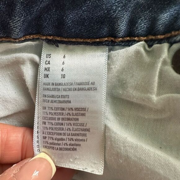 American Eagle 360° Super Stretch Distressed Folded Raw Hem Midi Denim Shorts 6 - Picture 5 of 7